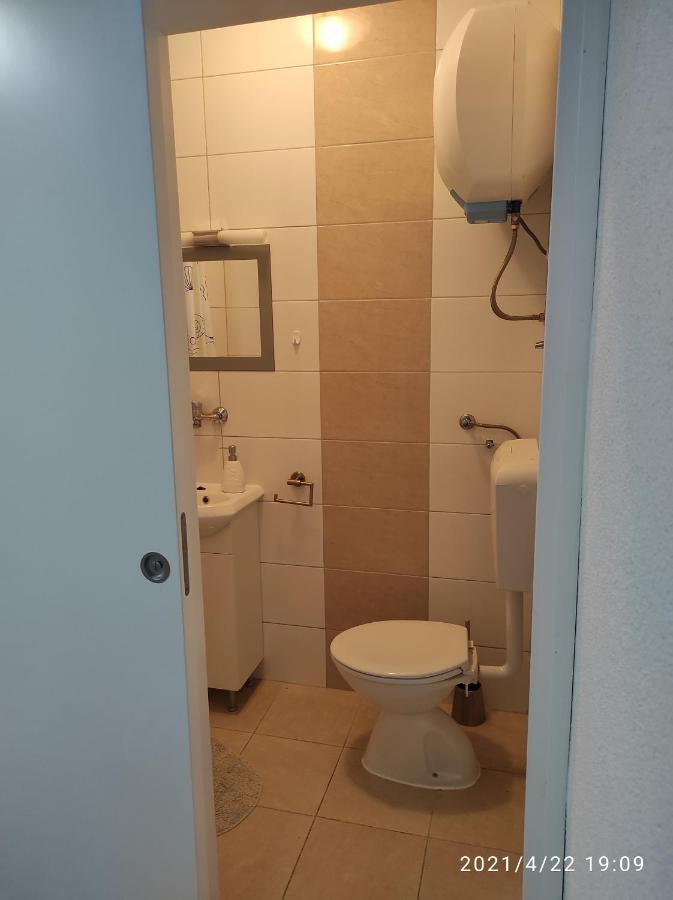 Apartmani Quattro 斯塔利格拉德-帕克利尼卡 外观 照片