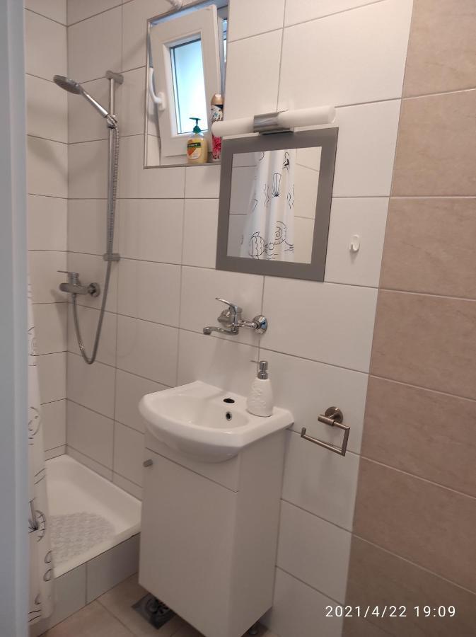 Apartmani Quattro 斯塔利格拉德-帕克利尼卡 外观 照片