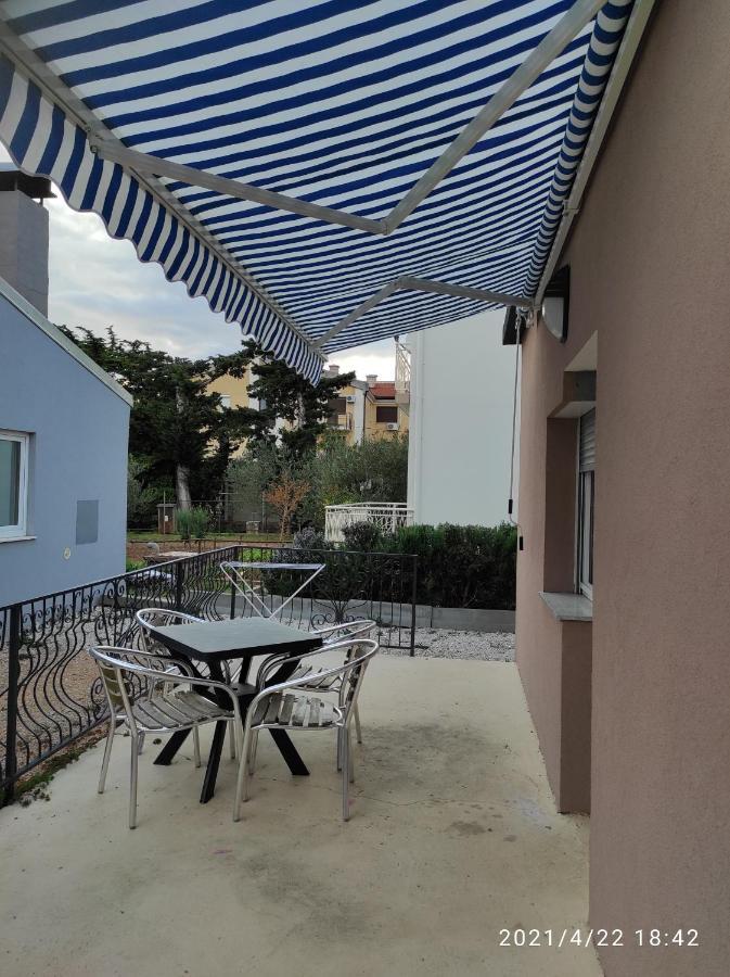 Apartmani Quattro 斯塔利格拉德-帕克利尼卡 外观 照片